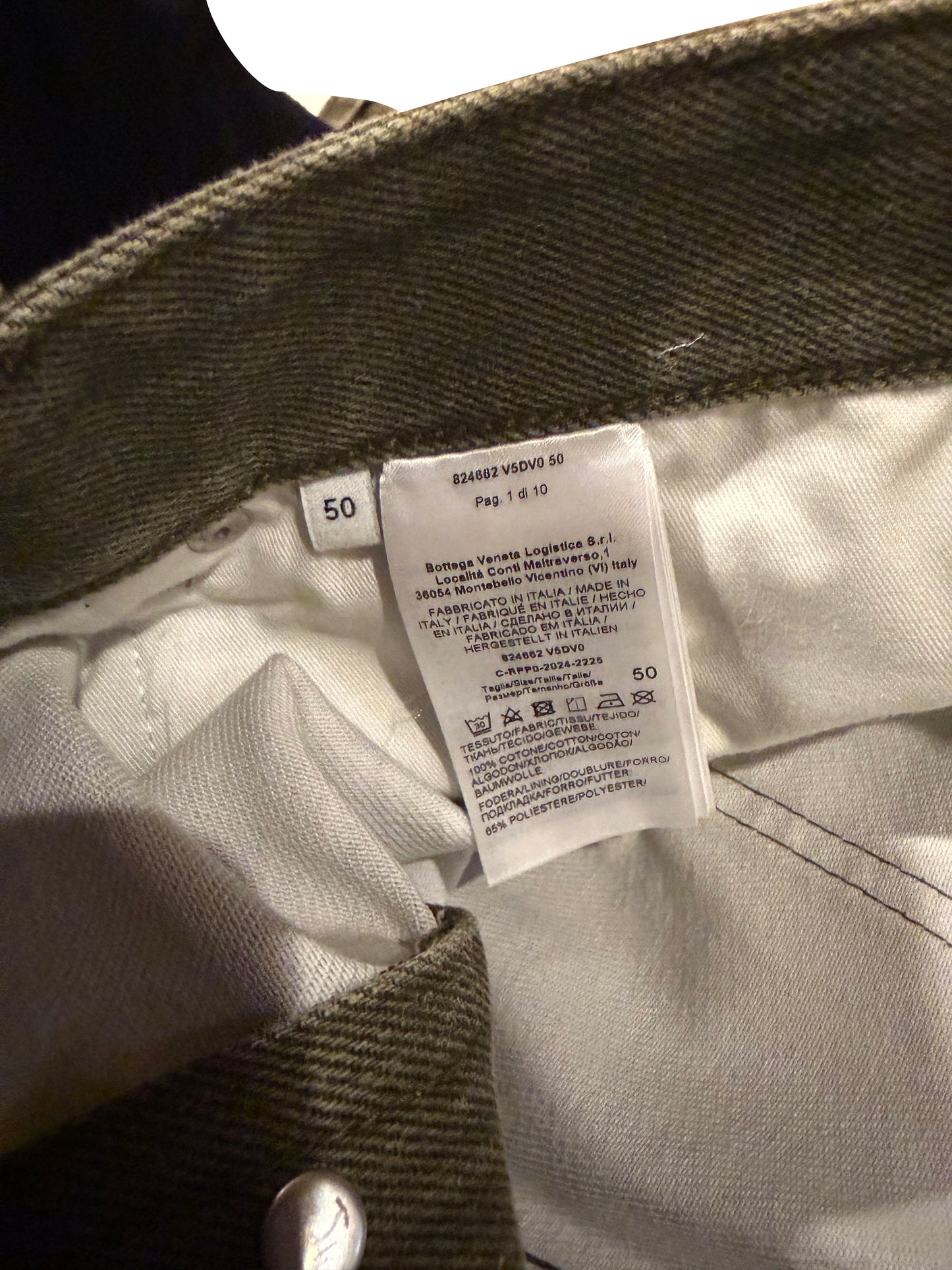 Bottega Veneta Two-Tone Cuffed Denim Shorts Size 50